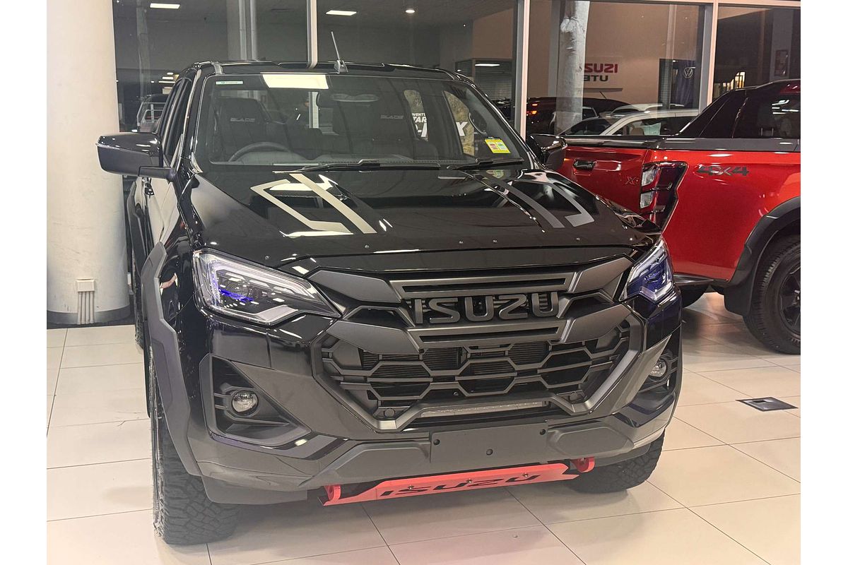 2026 Isuzu D-MAX BLADE 4X4