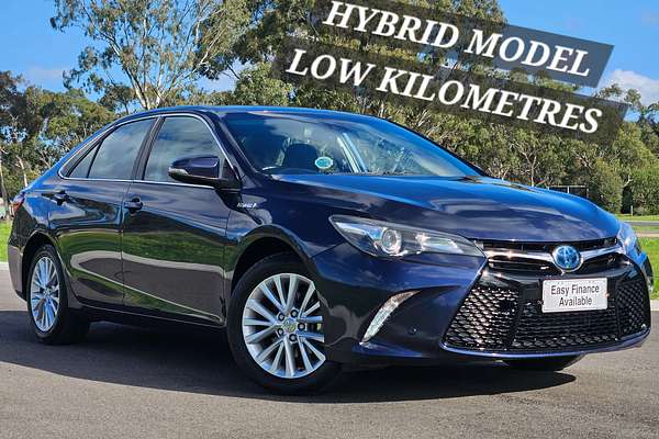 2017 Toyota Camry Atara SL AVV50R