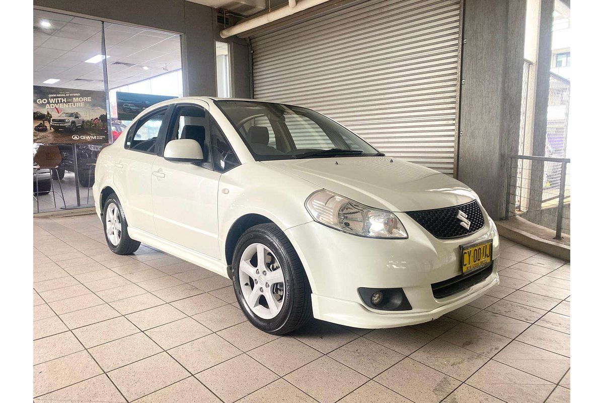 SX4 GY 2.0L 4Cyl MULTI POINT F/INJ 4 SP AUTOMATIC 4D SEDAN SX4 GY 2.0L 4Cyl MULTI POINT F/INJ 4 SP AUTOMATIC 4D SEDAN