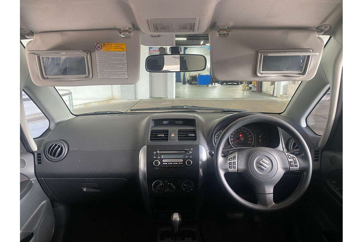 SX4 GY 2.0L 4Cyl MULTI POINT F/INJ 4 SP AUTOMATIC 4D SEDAN 