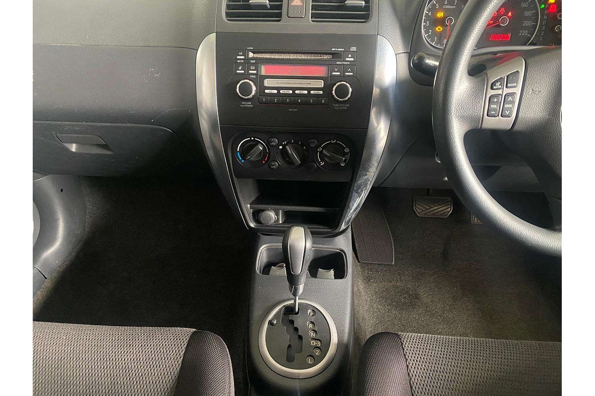 SX4 GY 2.0L 4Cyl MULTI POINT F/INJ 4 SP AUTOMATIC 4D SEDAN 