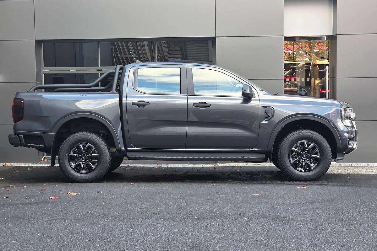 2025 Ford Ranger Black Edition 4X4 2.0L