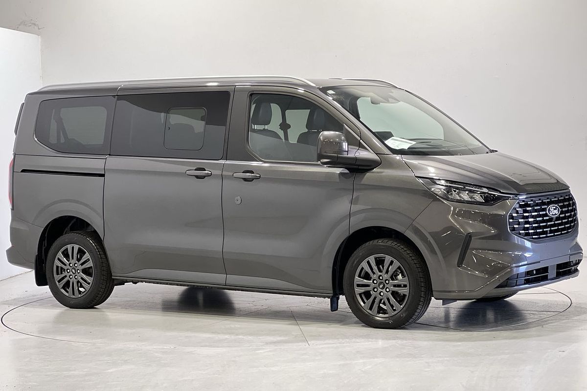2025 Ford Tourneo Titanium X AV SWB
