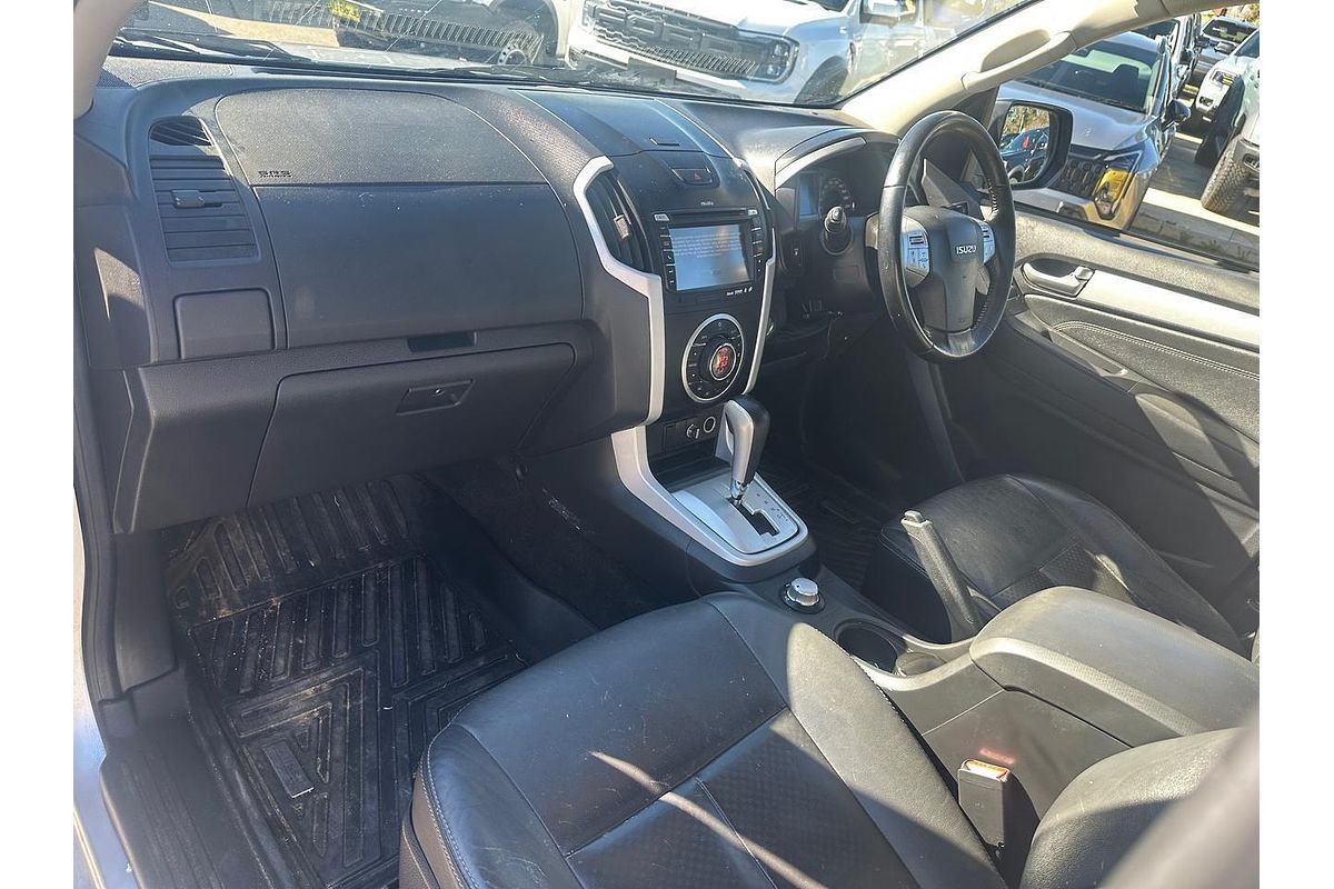 2016 Isuzu MU-X LS-T