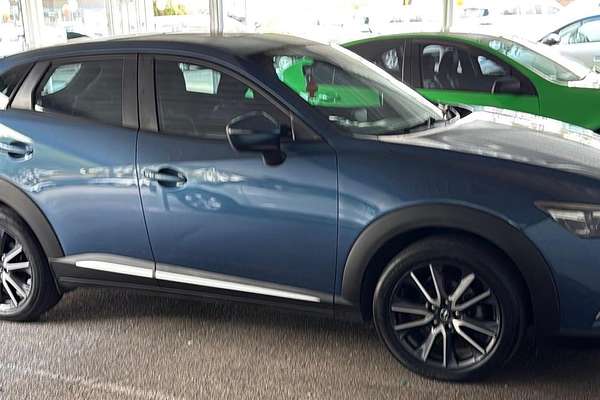 2017 Mazda CX-3 Akari DK thumb-0