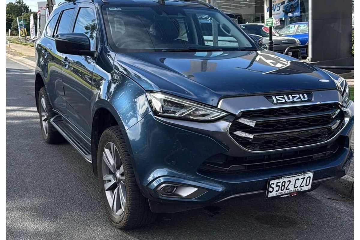2023 Isuzu MU-X LS-T