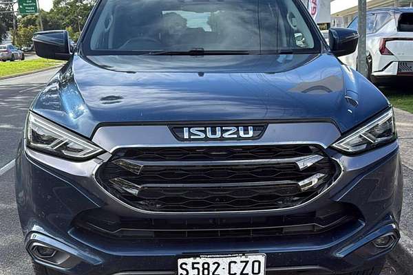 2023 Isuzu MU-X LS-T thumb-1