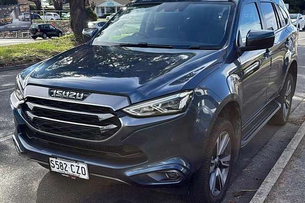 2023 Isuzu MU-X LS-T thumb-2