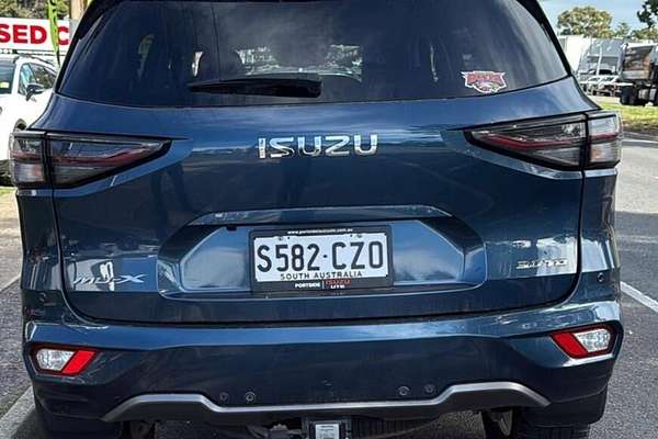 2023 Isuzu MU-X LS-T thumb-3