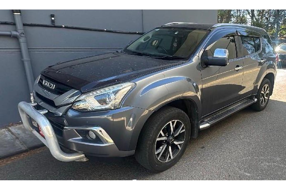 2021 Isuzu MU-X LS-T
