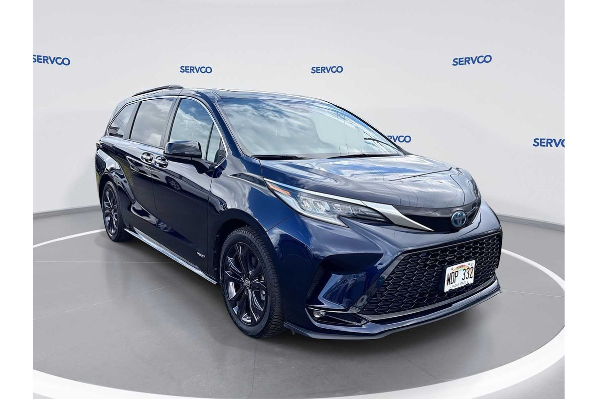 2021 Toyota SIENNA XSE
