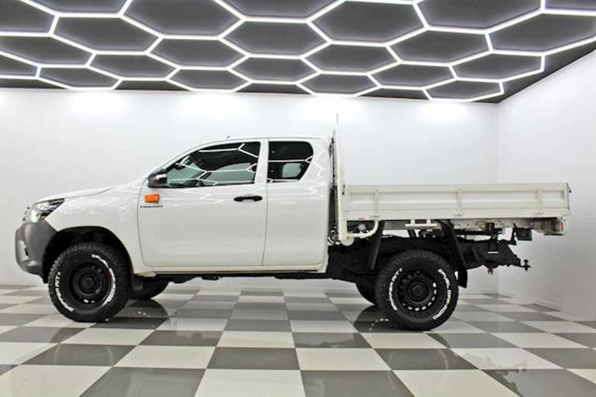 2016 Toyota Hilux Workmate GUN125R