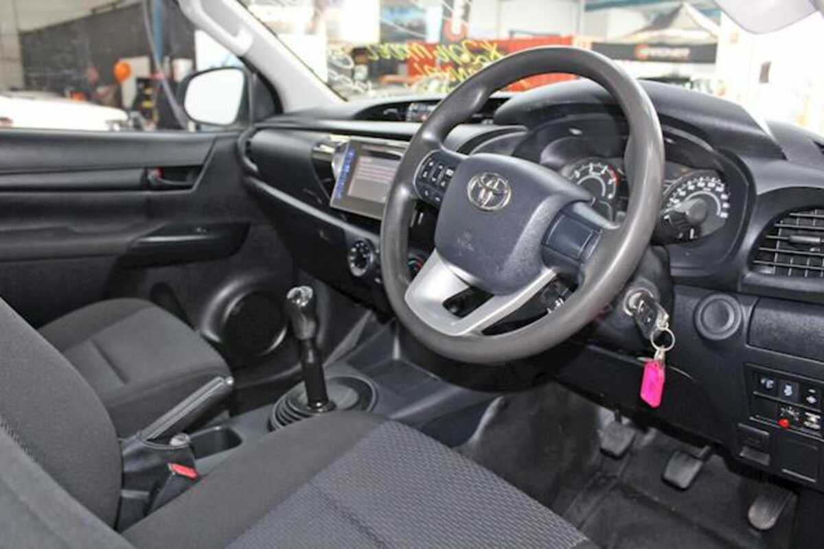 2016 Toyota Hilux Workmate GUN125R