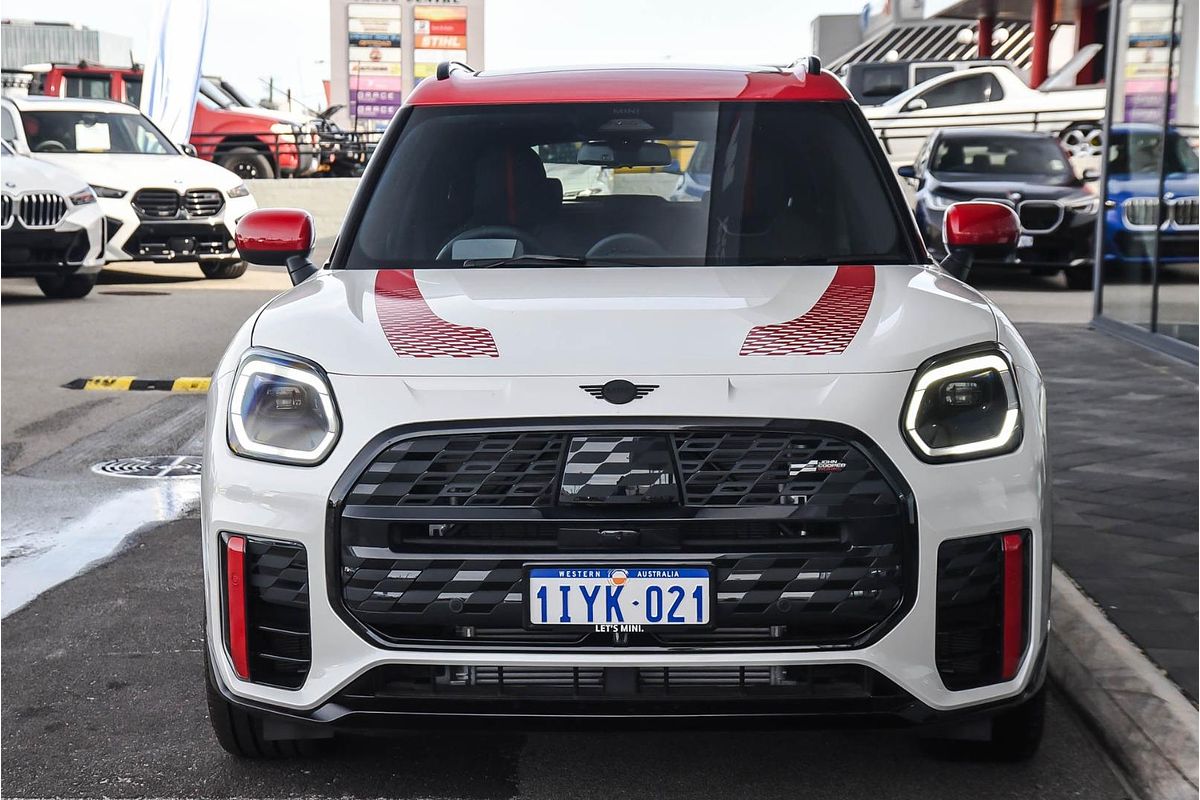 2025 MINI Countryman JCW Favoured U25