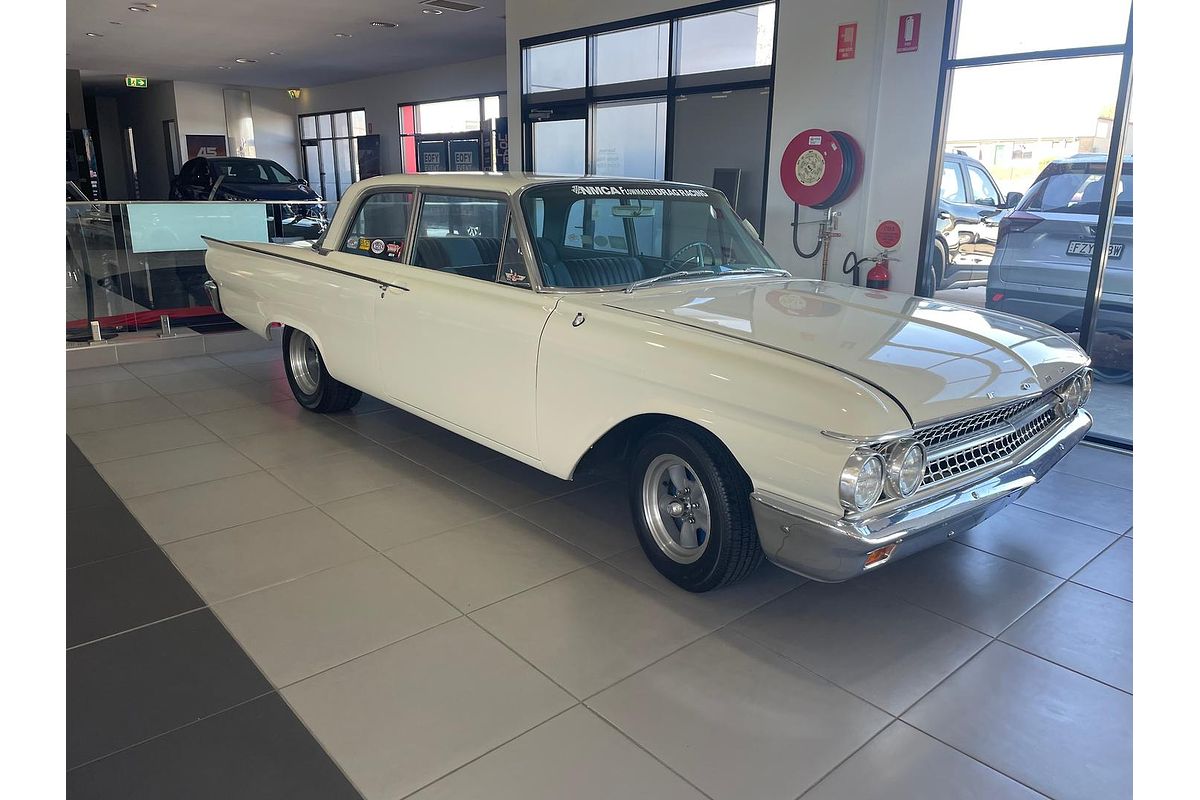 1961 Ford Fairlane 500