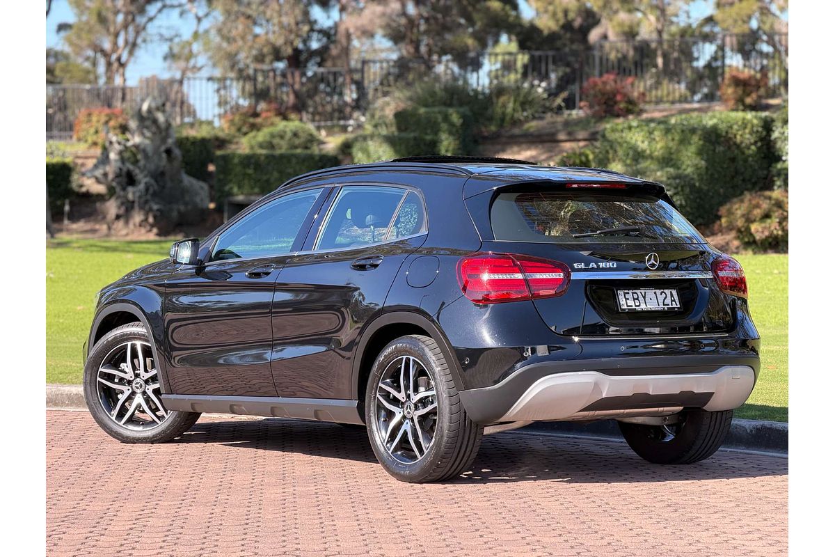 2018 Mercedes-Benz GLA-Class GLA180 X156