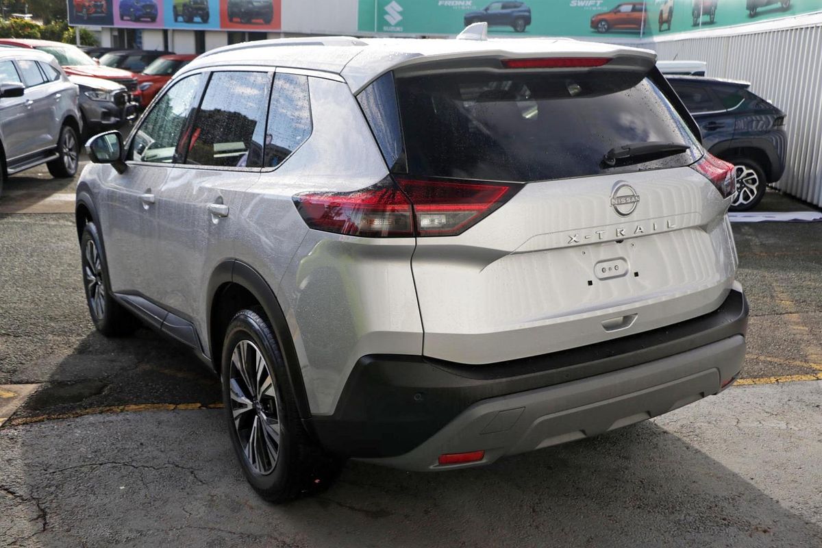 2024 Nissan X-TRAIL ST-L T33