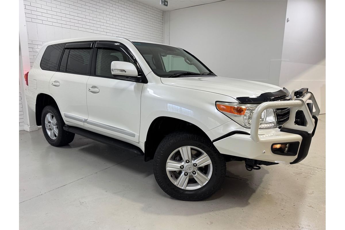 2015 Toyota Landcruiser SAHARA (4x4) VDJ200R MY16
