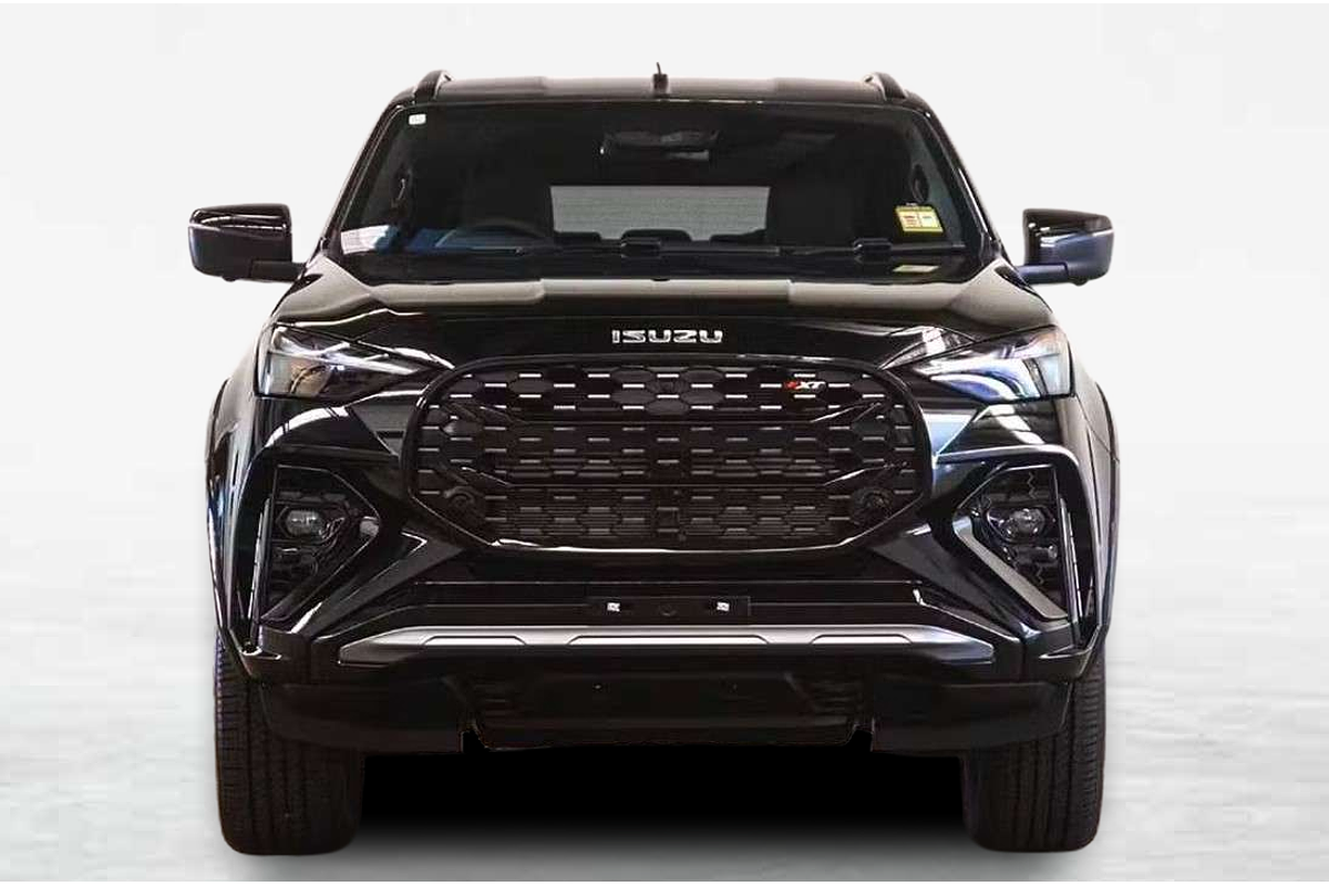 2026 Isuzu MU-X X-TERRAIN