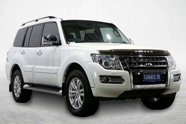 2020 Mitsubishi Pajero Exceed NX