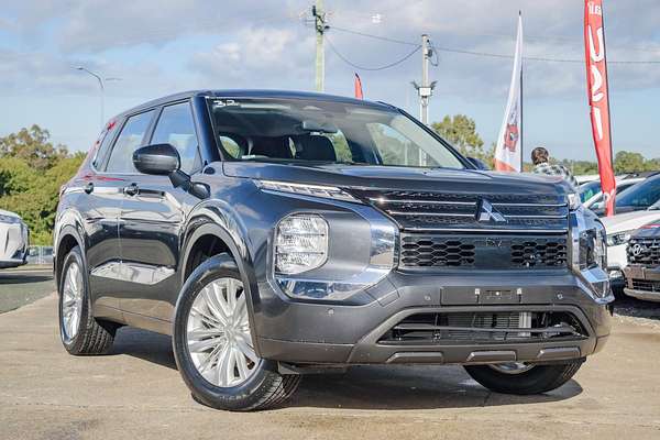 2024 Mitsubishi Outlander ES ZM