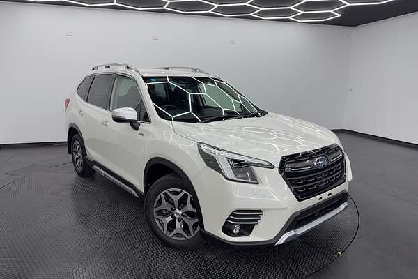 2023 Subaru Forester Hybrid L S5