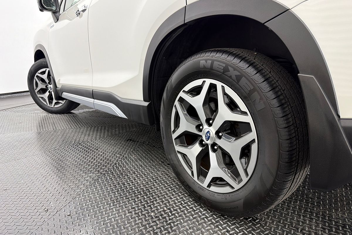 2023 Subaru Forester Hybrid L S5