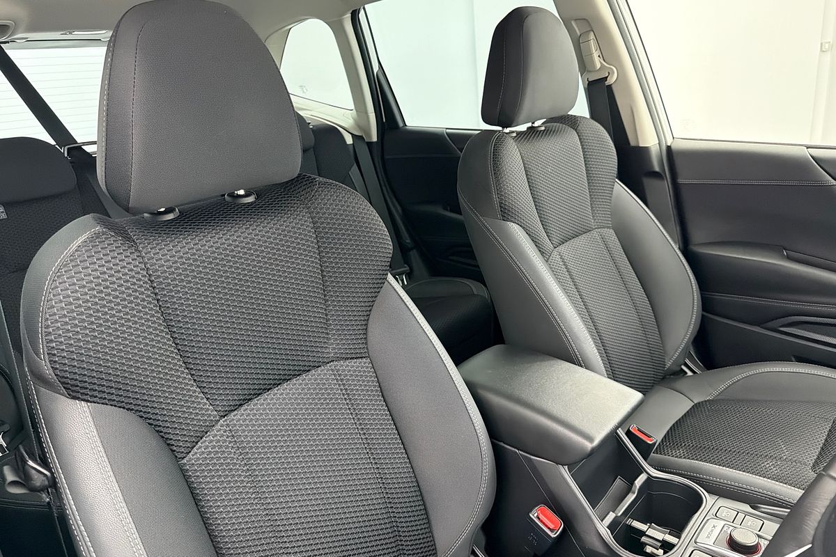 2023 Subaru Forester Hybrid L S5