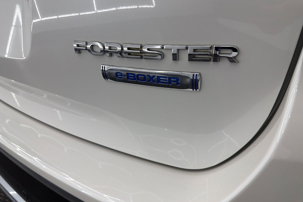 2023 Subaru Forester Hybrid L S5