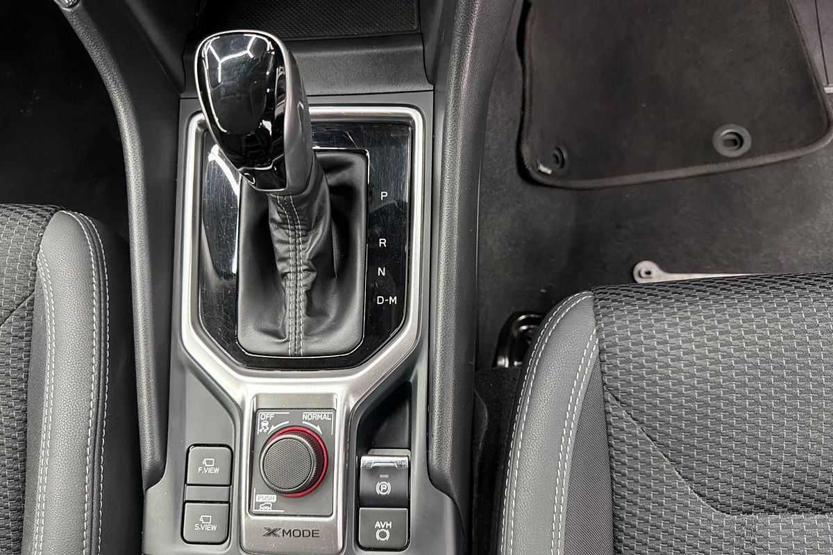 2023 Subaru Forester Hybrid L S5