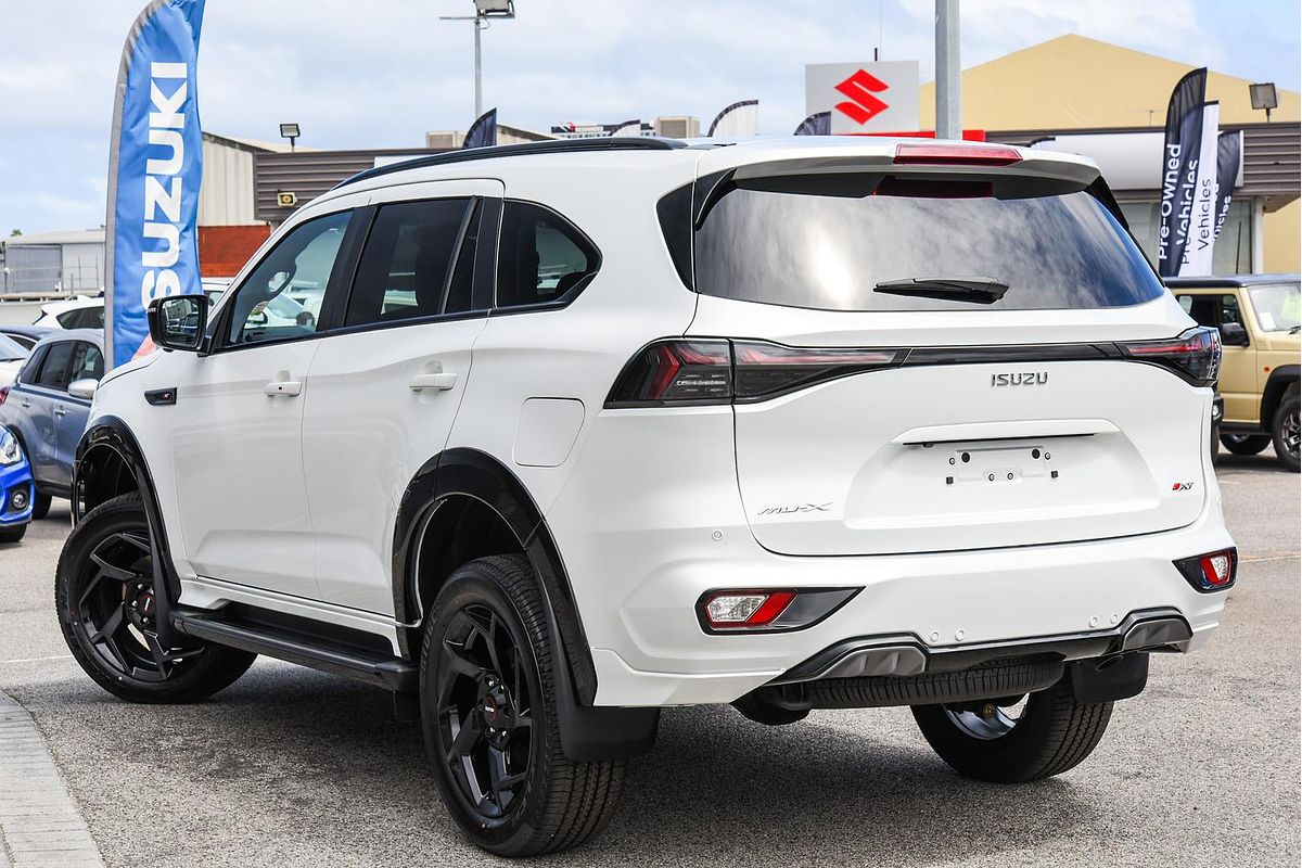 2026 Isuzu MU-X X-TERRAIN