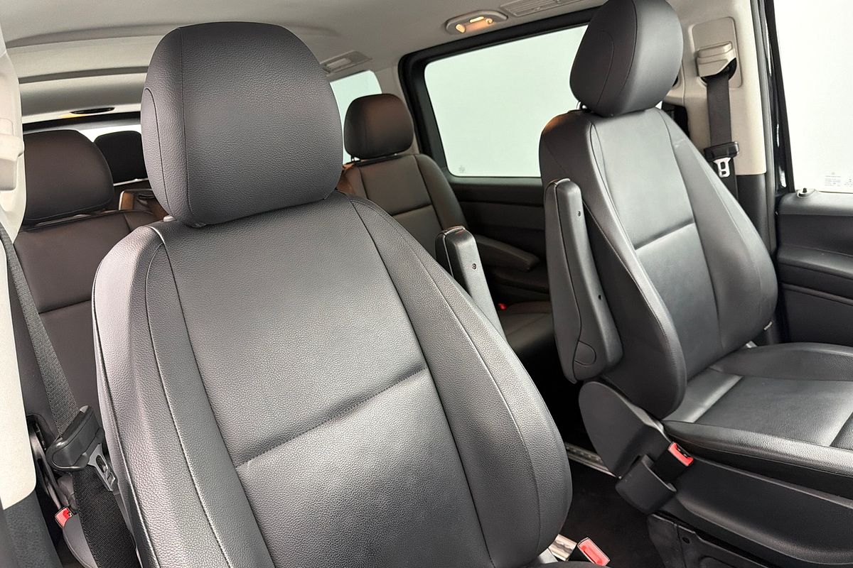 2020 Mercedes-Benz Valente 116CDI 447