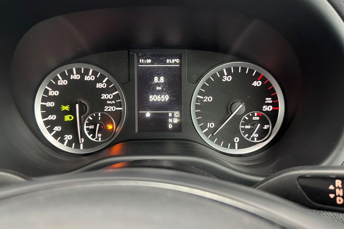 2020 Mercedes-Benz Valente 116CDI 447
