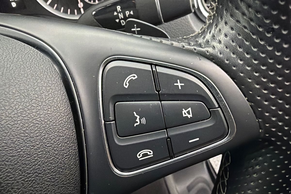 2020 Mercedes-Benz Valente 116CDI 447