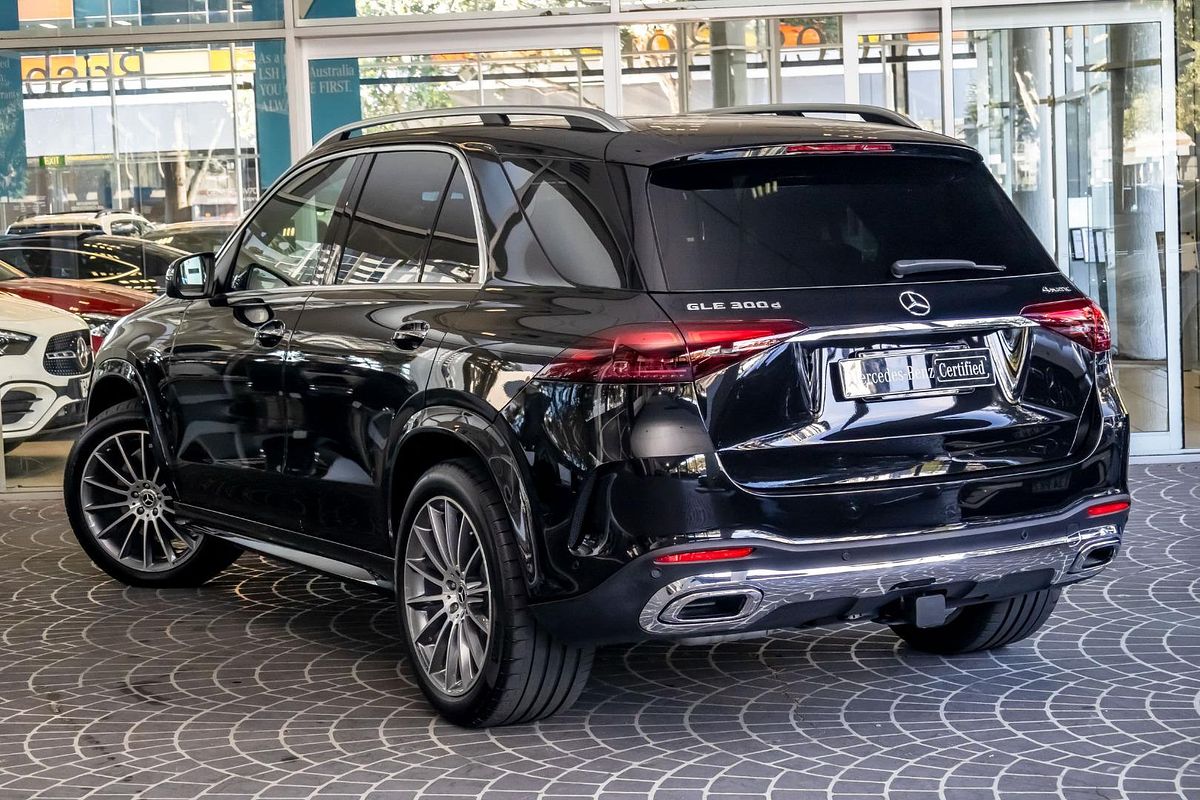 V167 805+055MY GLE300 d Editio n 7 WAG 9G 9sp V167 805+055MY GLE300 d Editio n 7 WAG 9G 9sp