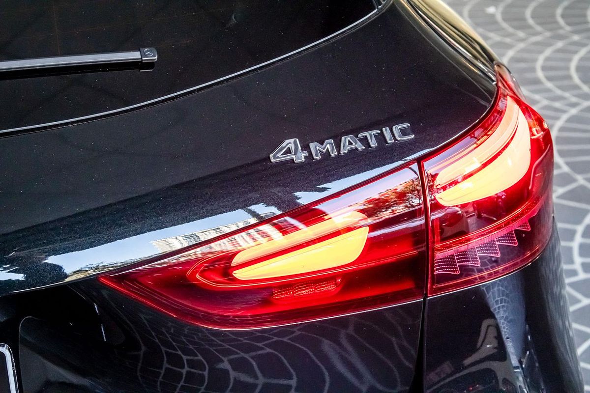 H247 805+055MY GLA250 WAG DUAL 8sp 2.0T/10kW