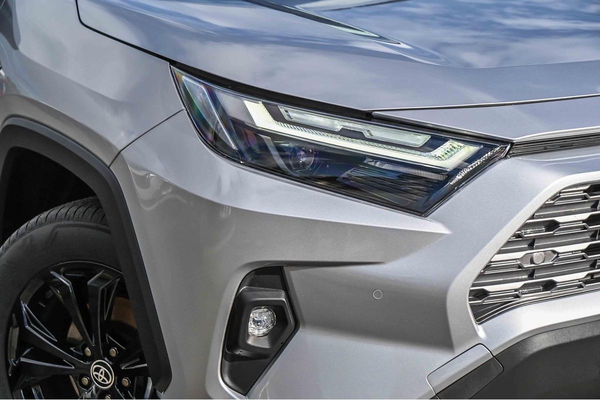 2025 Toyota RAV4 Cruiser AXAH54R
