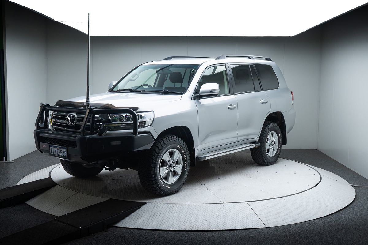 2017 Toyota Landcruiser GXL VDJ200R