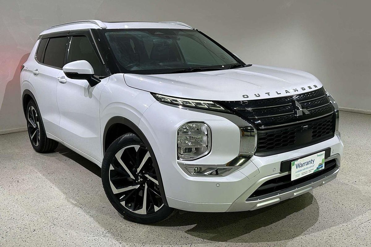 2024 Mitsubishi Outlander Exceed ZM