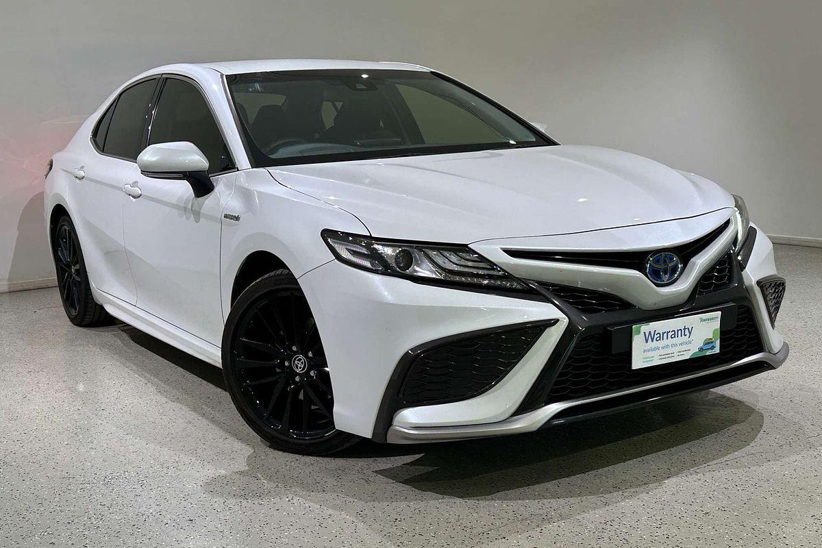 2024 Toyota Camry SX AXVH70R