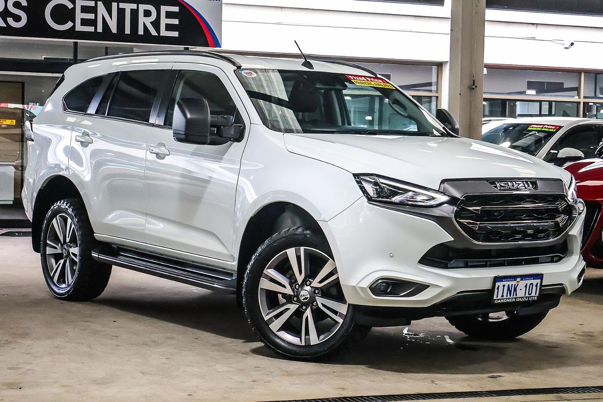 2023 Isuzu MU-X LS-T
