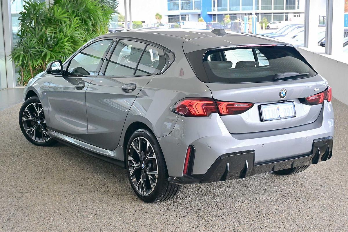 2024 BMW 1 Series 118 M Sport F70