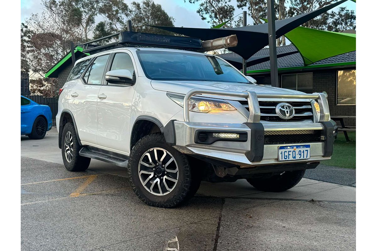2016 Toyota Fortuner GX GUN156R