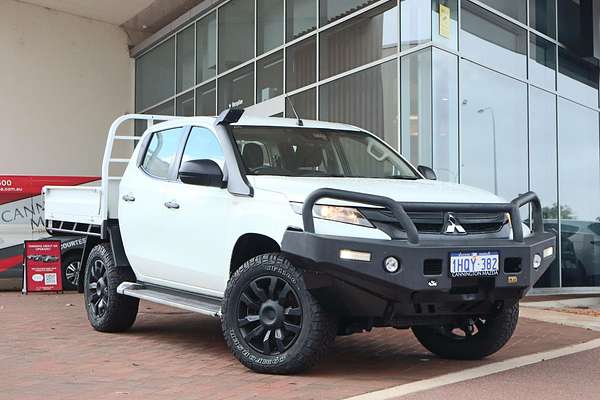 2022 Mitsubishi Triton GLX+ MR 4X4