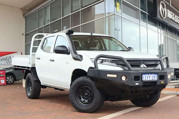 2022 Mitsubishi Triton GLX MR 4X4