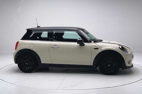 2021 MINI Hatch Cooper Classic F56 LCI thumb-8