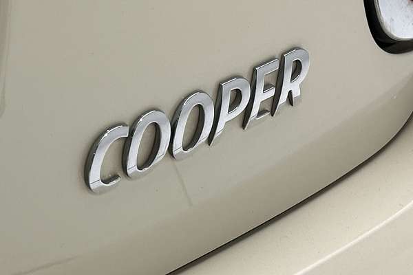 2021 MINI Hatch Cooper Classic F56 LCI thumb-21