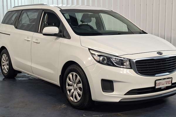 2017 Kia Carnival S YP
