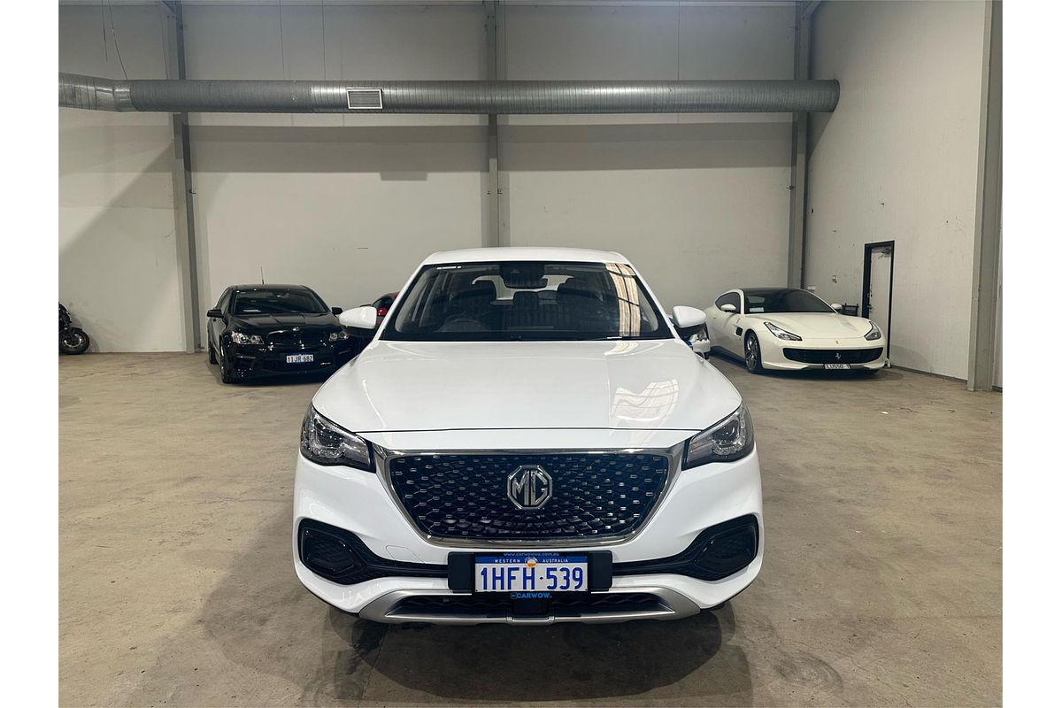 2021 MG HS Core SAS23