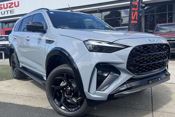 2026 Isuzu MU-X X-TERRAIN